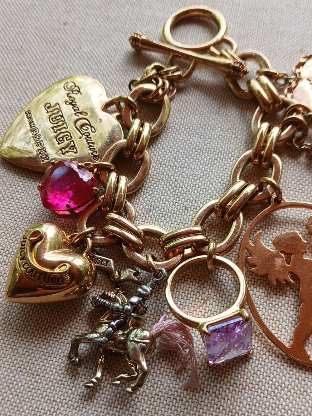 Juicy Couture Limited Edition 2006 Gold-Tone Sweetheart Themed Charm Bracelet